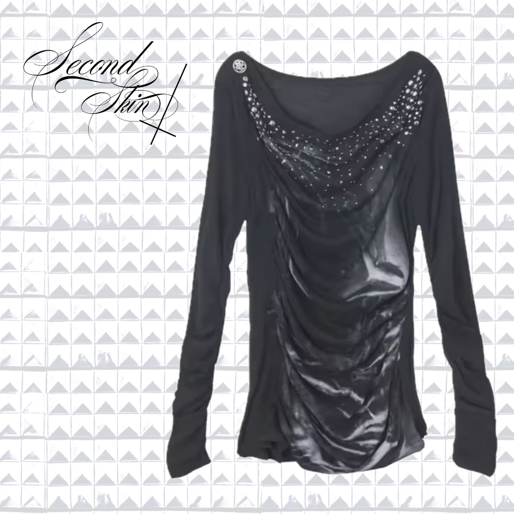BLACK DROOPY STUD TOP  :3