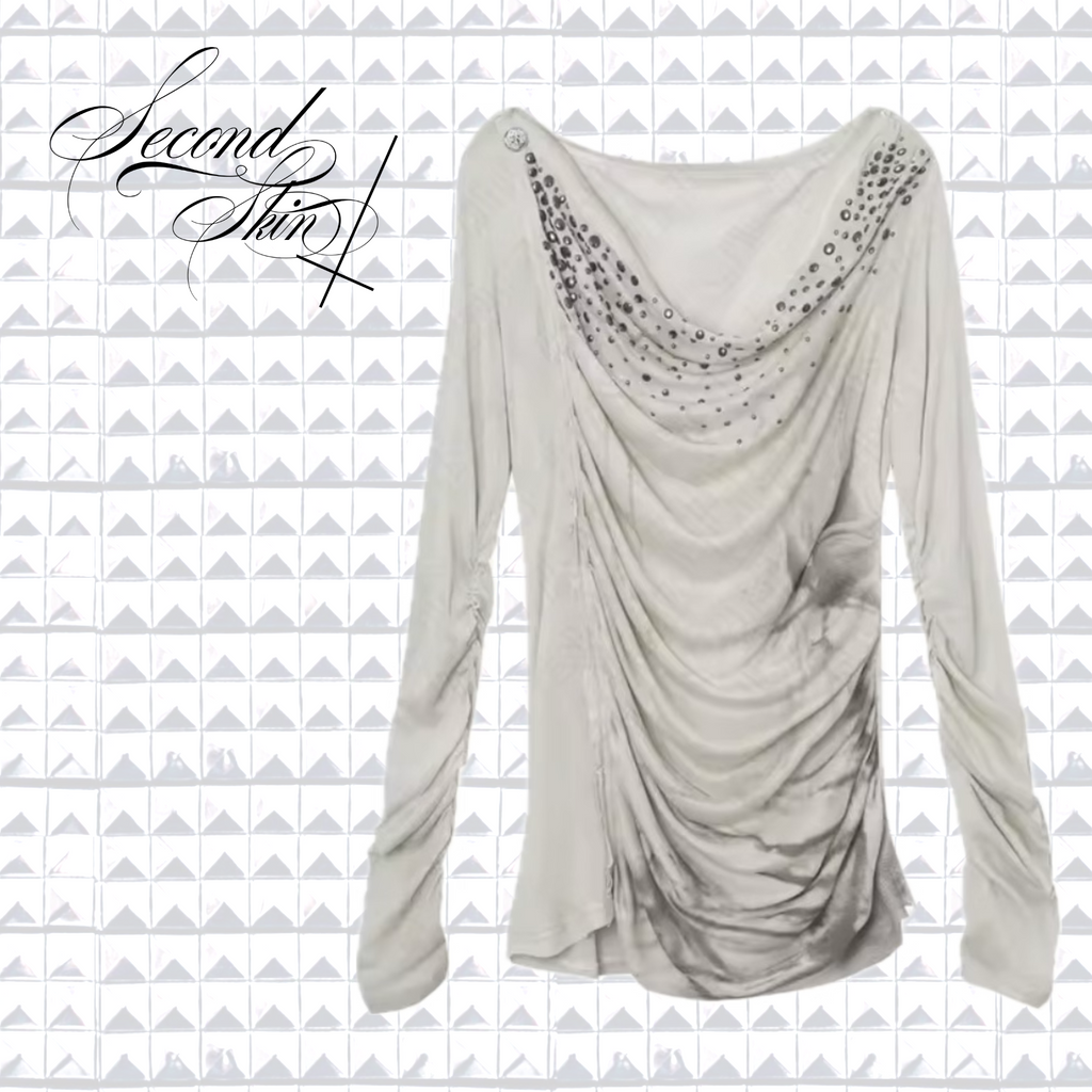 WHITE DROOPY STUD TOP  :3