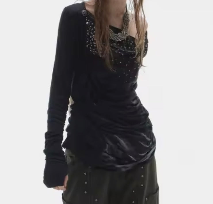 BLACK DROOPY STUD TOP  :3