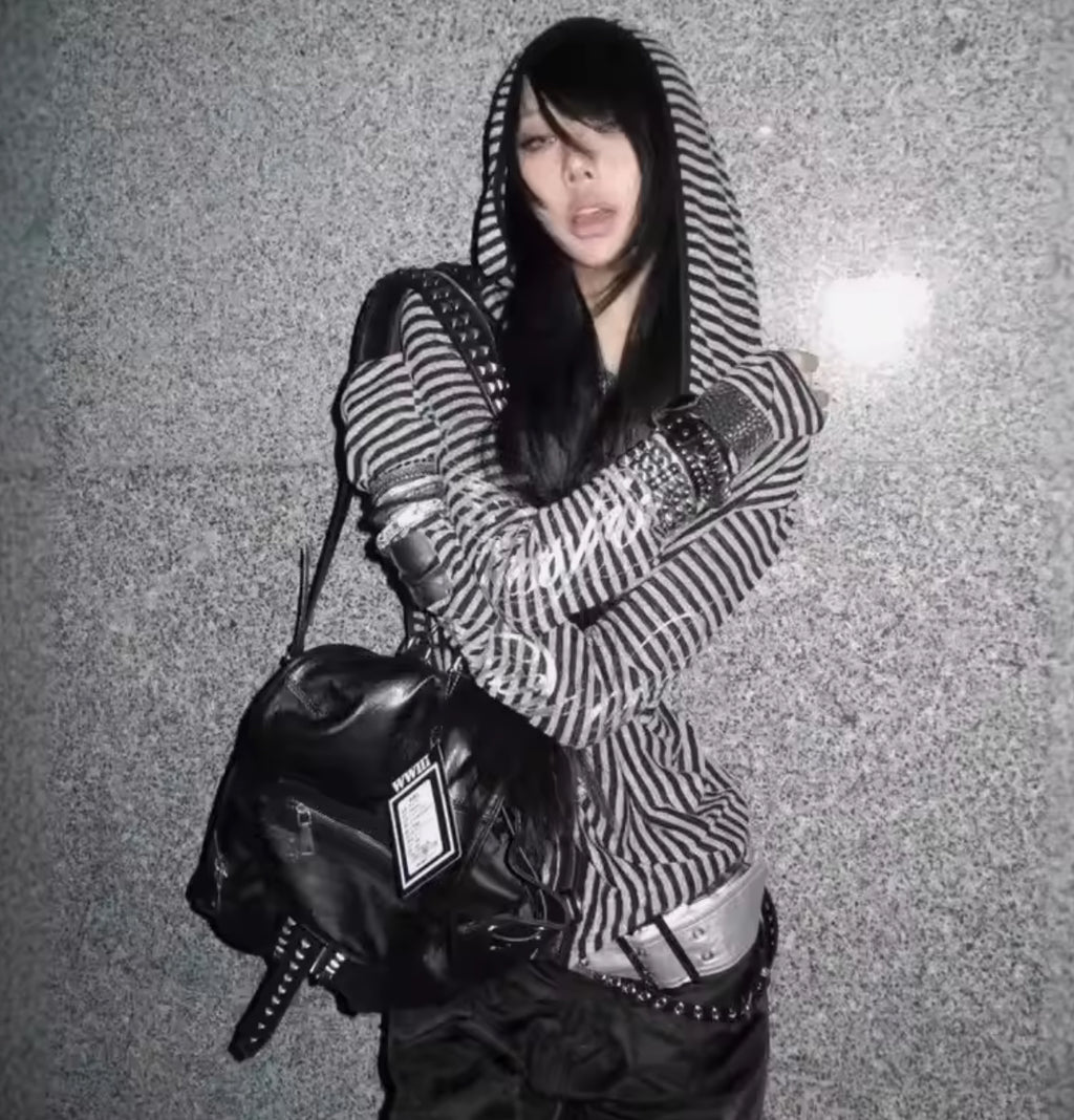 STRIPY ZIP UP :3