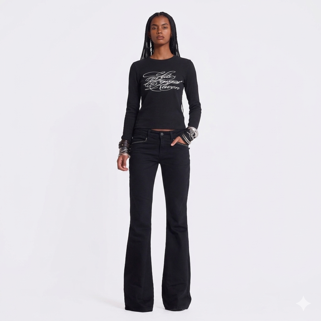 CURSIVE LONG-SLEEVE TOP :3