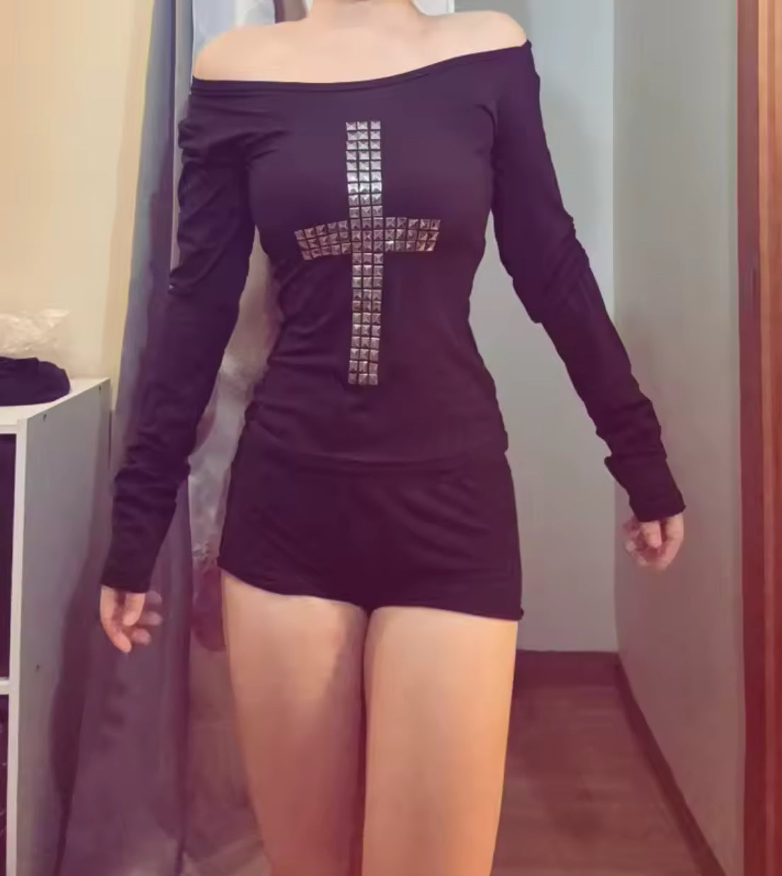 STUDDED CROSS LONG SLEEVE :3