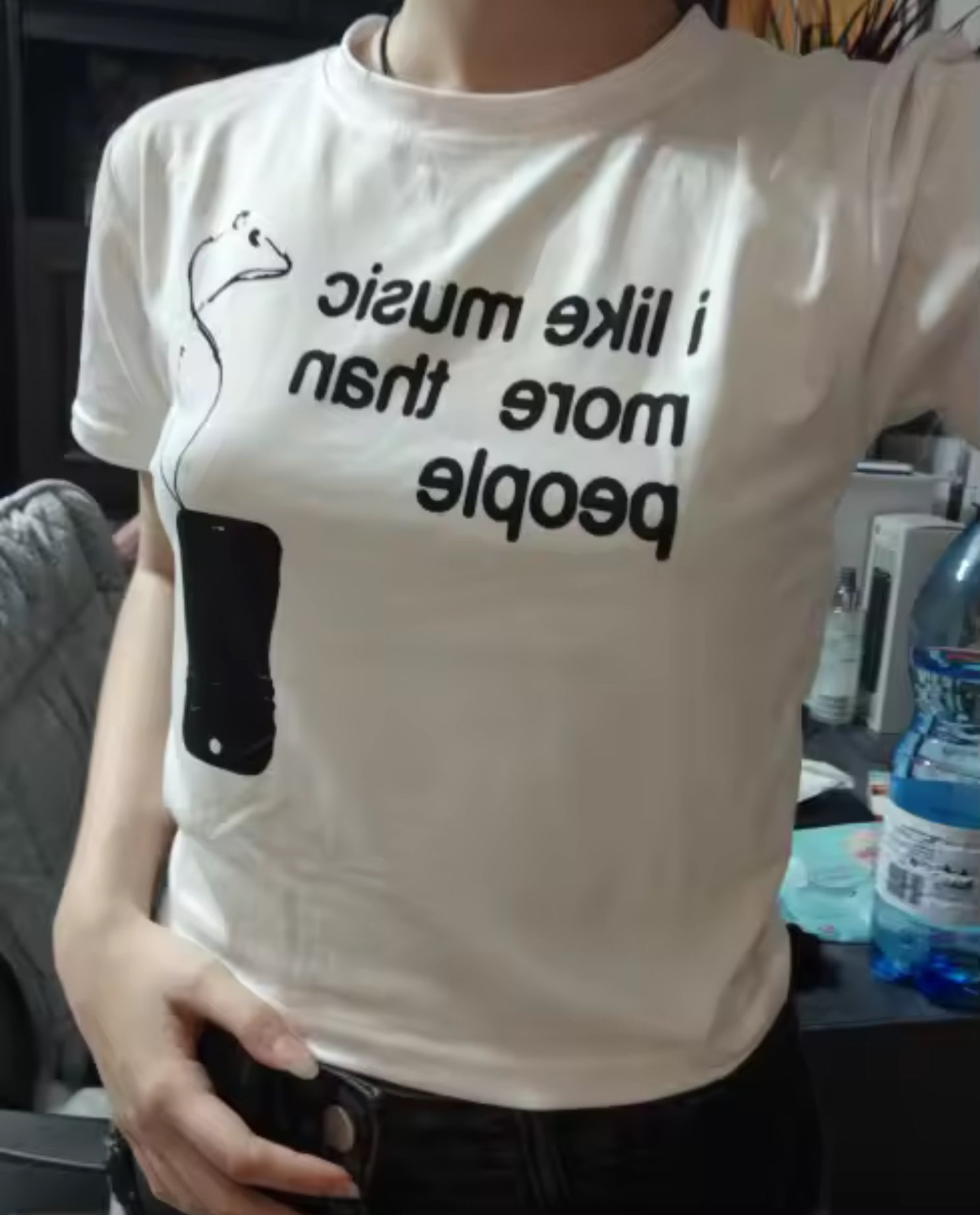 MUSIC > PEOPLE TOP :3